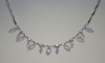 Kolekce FLORA PARADISE - náhrdelník CABRHA diamonds LIANA